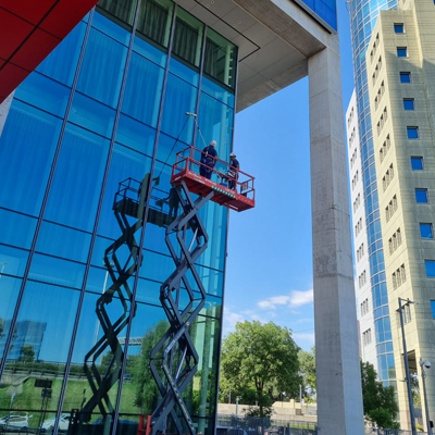 Limpieza de vidrios en altura